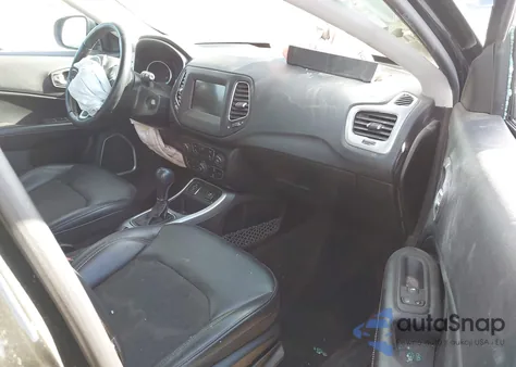 2020 Jeep Compass Sun And Safety Fwd z USA, uszkodzony, nr VIN 3C4NJCBB5LT231275